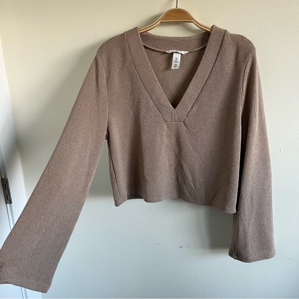 H&M Light Knit V-Neck Sweater